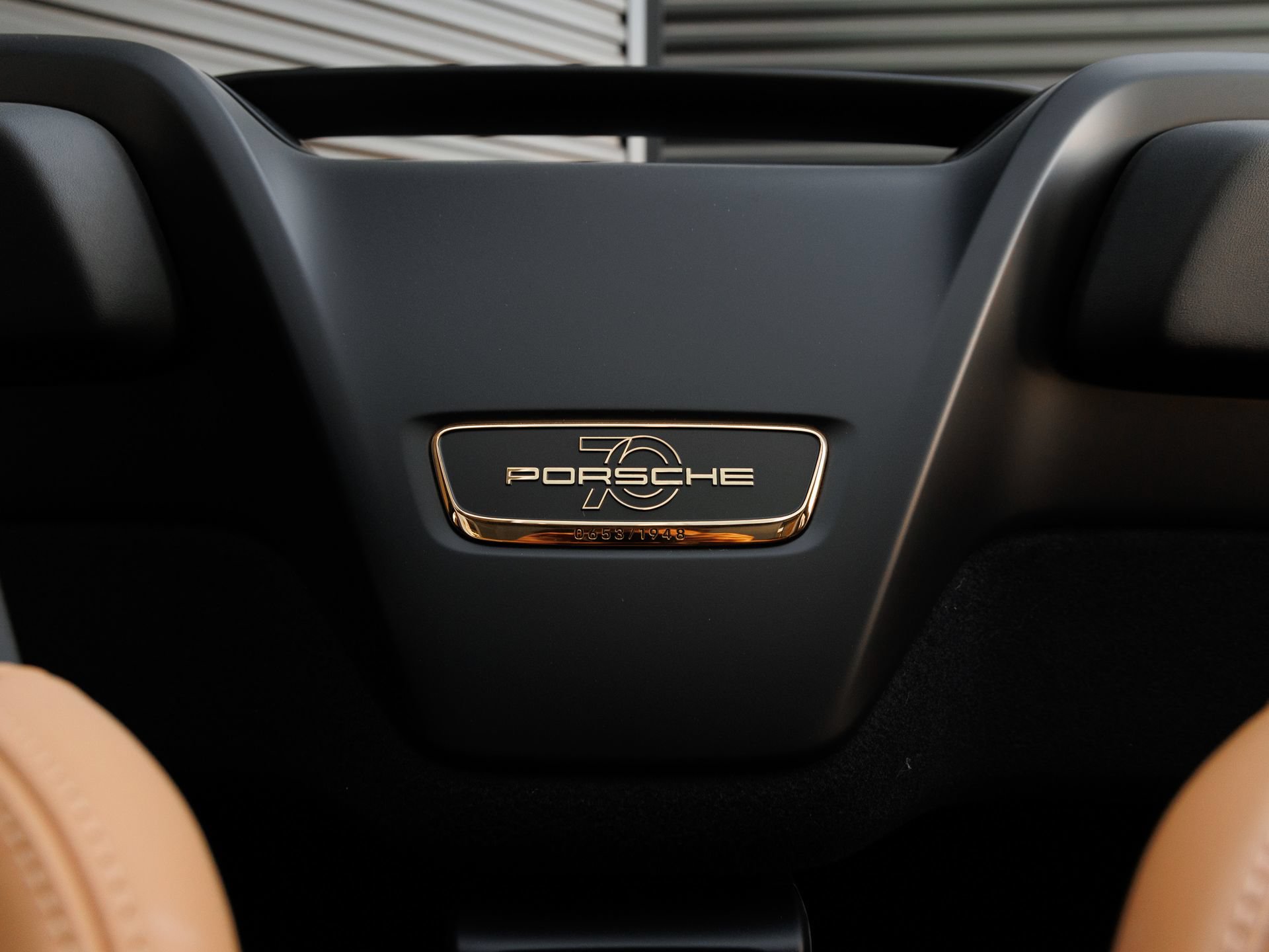 Certified 2019 Porsche 911 Speedster RWD image 29
