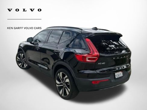 Used 2023 Volvo XC40 B5 Ultimate w/ Protection Package Premier AWD/4WD image 6