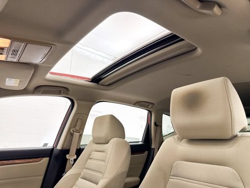 Used 2018 Honda CR-V EX image 4