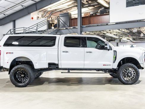 Used 2023 Ford F350 King Ranch w/ Chrome Package AWD/4WD image 7