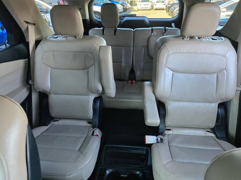 Used 2020 Ford Explorer Limited image 25