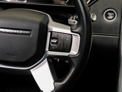 Used 2023 Land Rover Discovery S R-Dynamic image 22