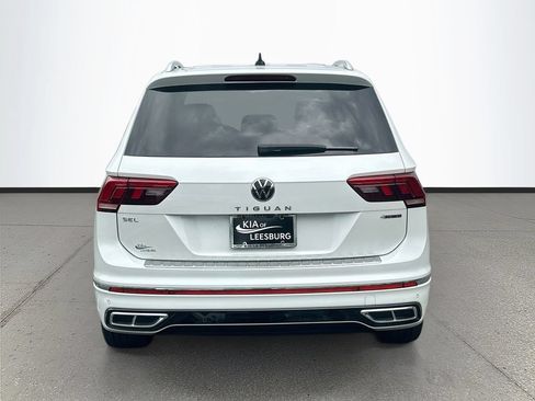 Used 2022 Volkswagen Tiguan SEL R-Line AWD/4WD image 6