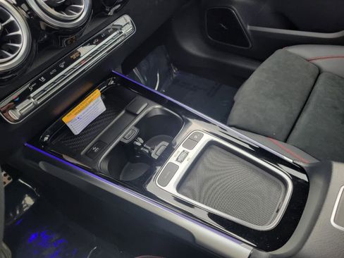 New 2025 Mercedes-Benz GLB 35 AMG 4MATIC image 16