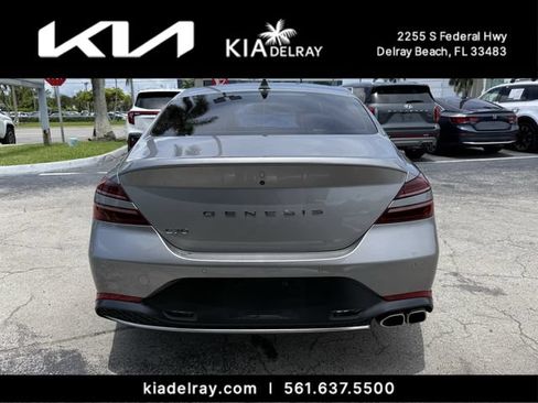 Used 2022 Genesis G70 2.0T w/ Prestige Package RWD image 4