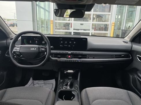 Used 2025 Kia K4 FWD image 38