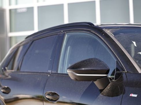 New 2026 Audi Q3 quattro 2.0T image 3