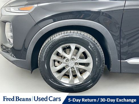 Used 2020 Hyundai Santa Fe SE image 30