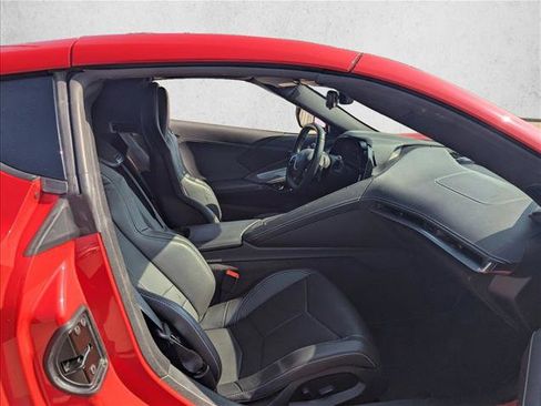 Used 2024 Chevrolet Corvette Stingray Coupe w/ Z51 Performance Package image 15