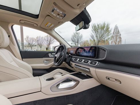 New 2026 Mercedes-Benz GLE 450 4MATIC image 29