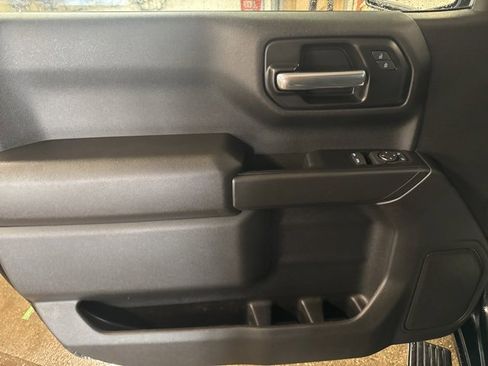 Used 2025 Chevrolet Silverado 1500 W/T w/ LPO, Dark Essentials Package image 10