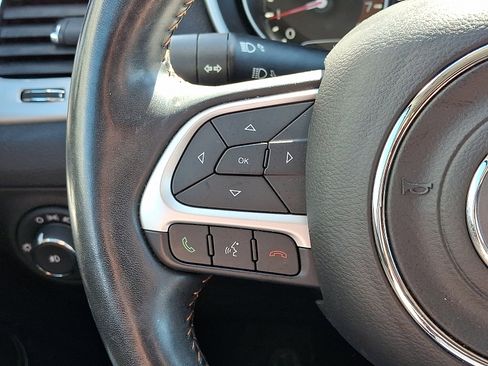 Used 2020 Jeep Compass Latitude w/ Safety & Security Group image 20