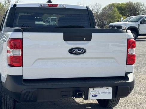 Certified 2025 Ford Maverick XLT image 6