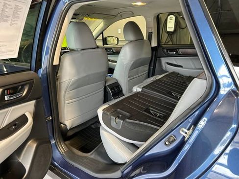 Used 2019 Subaru Outback 2.5i Limited AWD/4WD image 29