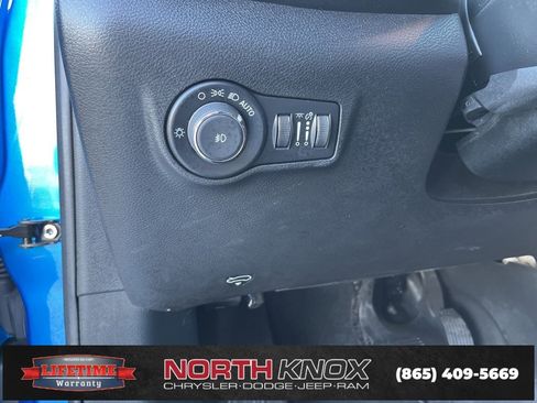 Used 2024 Jeep Compass Limited image 7