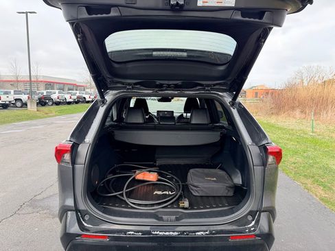 Used 2023 Toyota RAV4 XSE w/ Weather Package image 4