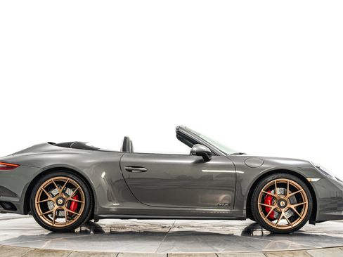Used 2019 Porsche 911 Cabriolet image 50