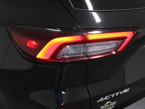 Used 2025 Ford Escape Active image 50