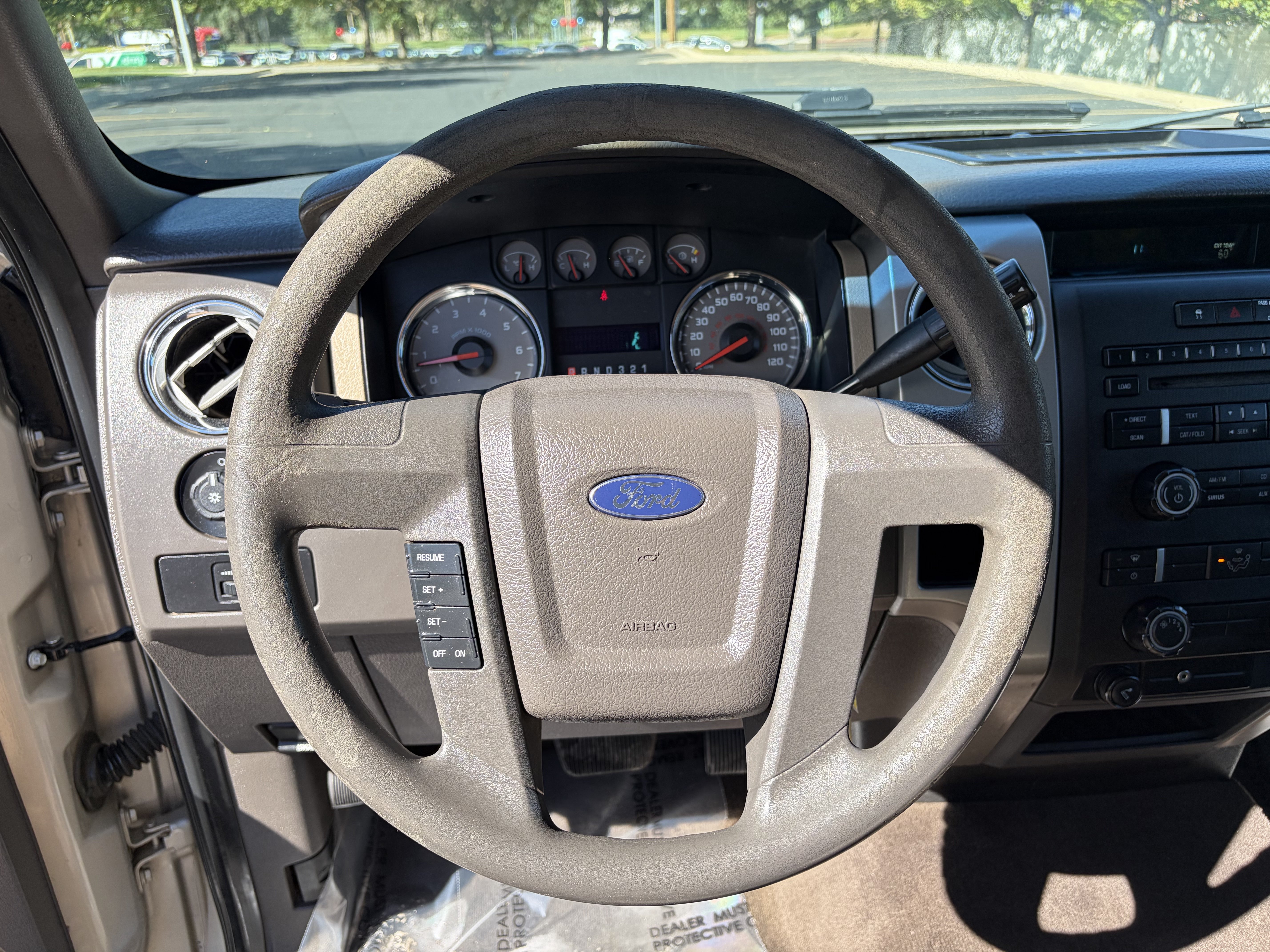 Used 2010 Ford F150 XLT AWD/4WD image 21