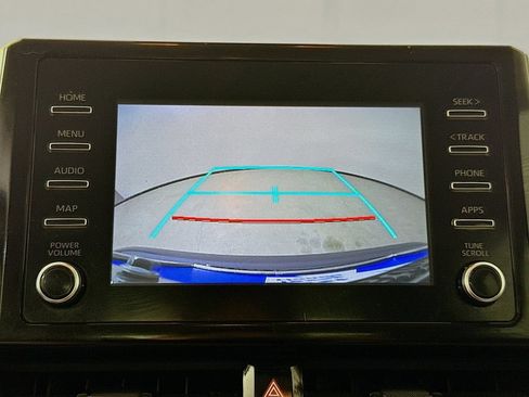 Used 2020 Toyota Corolla L FWD image 16