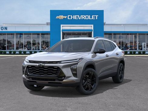 New 2026 Chevrolet Trax ACTIV w/ Sunroof Package FWD image 6