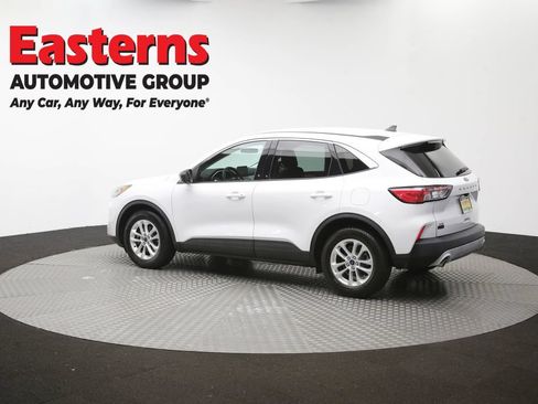 Used 2022 Ford Escape SE FWD image 62