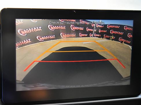Used 2022 Hyundai Venue SE w/ Cargo Package FWD image 18