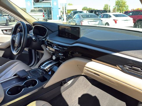 Used 2023 Acura MDX SH-AWD w/ Technology Package image 36