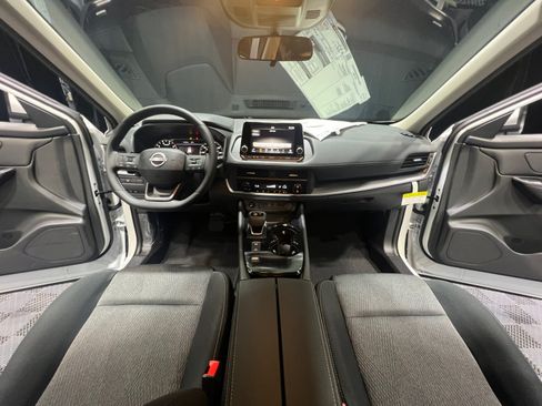 New 2026 Nissan Rogue SV FWD image 20