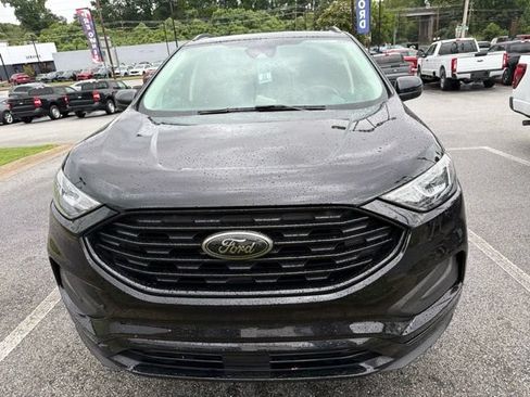 Used 2023 Ford Edge SE w/ Black Appearance Package AWD/4WD image 6