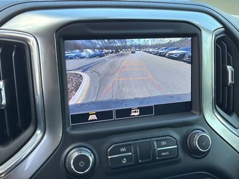 Used 2021 Chevrolet Silverado 1500 LT Trail Boss w/ Convenience Package II image 26