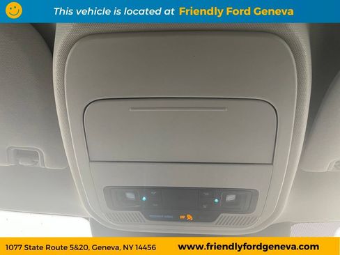 Used 2025 Ford Expedition Max Active AWD/4WD image 26