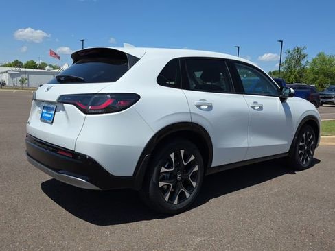 New 2026 Honda HR-V EX-L image 3