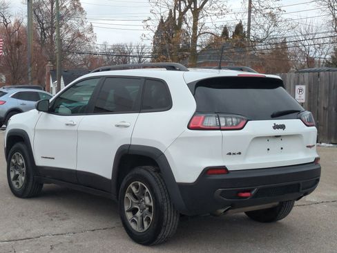 Used 2020 Jeep Cherokee Trailhawk image 15