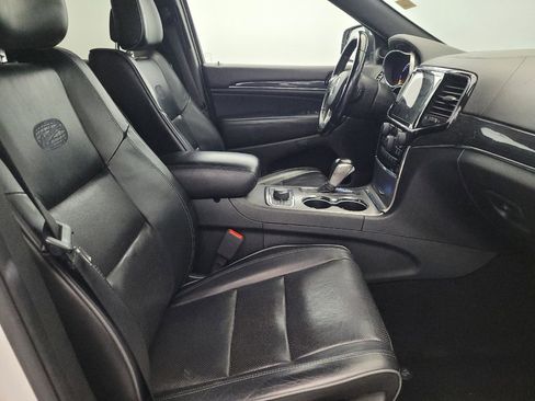 Used 2020 Jeep Grand Cherokee Overland image 21