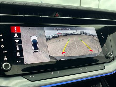 Used 2025 Jeep Wagoneer S Launch Edition image 22