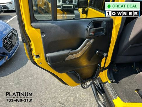 Used 2015 Jeep Wrangler Unlimited Sport AWD/4WD image 16