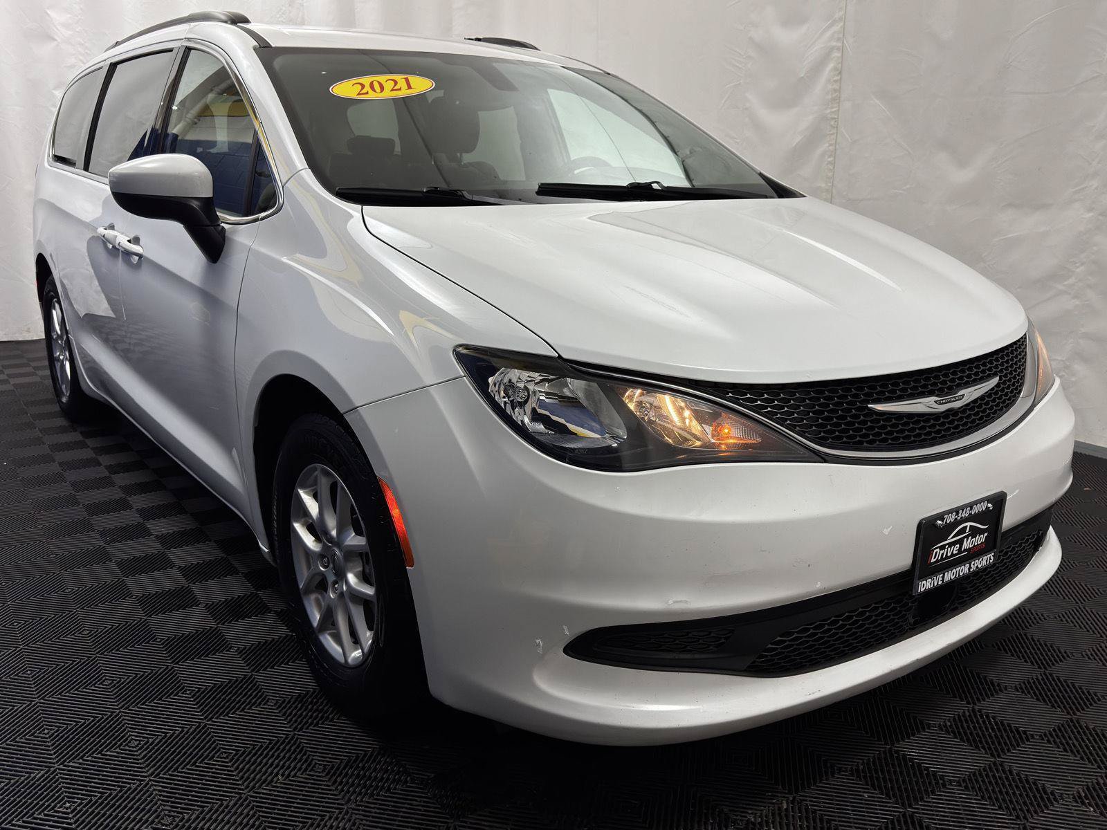 Used 2021 Chrysler Voyager Lxi FWD image 15