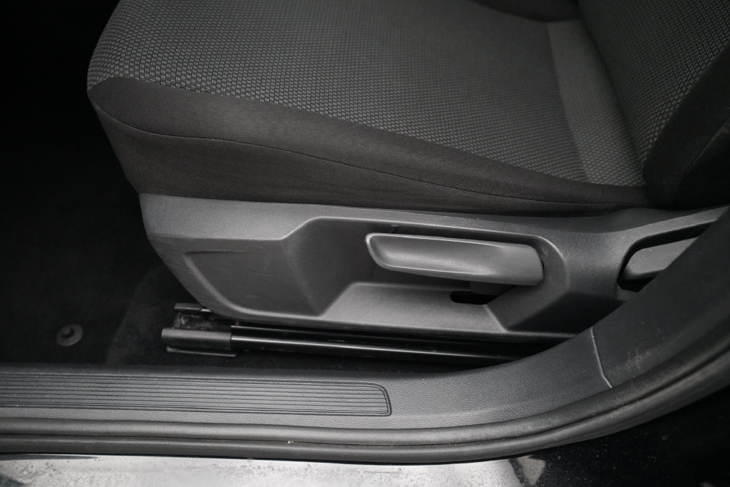 Used 2019 Volkswagen Jetta S FWD image 27