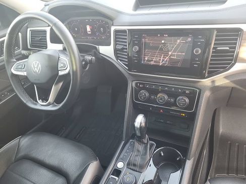 Used 2022 Volkswagen Atlas SEL AWD/4WD image 6