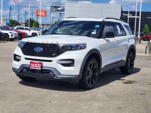 Used 2020 Ford Explorer ST w/ ST Street Pack AWD/4WD image 3