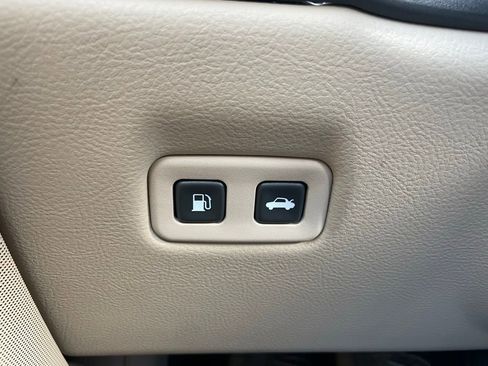 Used 2007 Chevrolet Corvette Coupe w/ Preferred Equipment Group image 46