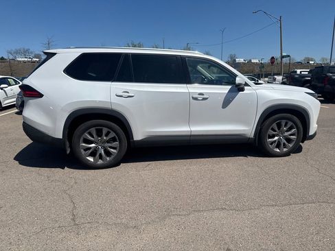 New 2026 Toyota Grand Highlander AWD Hybrid image 8