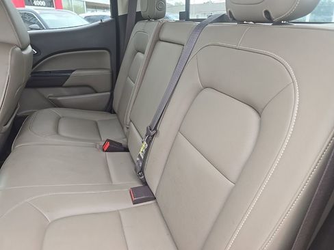 Used 2016 GMC Canyon SLT w/ Driver Alert Package AWD/4WD image 10