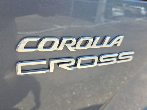 Used 2022 Toyota Corolla Cross LE FWD image 29