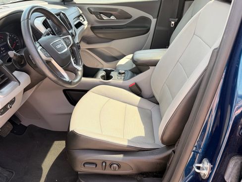 Used 2021 GMC Terrain SLT image 11