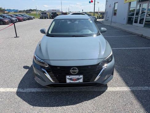 Used 2025 Nissan Sentra SV w/ All-Weather Package FWD image 3