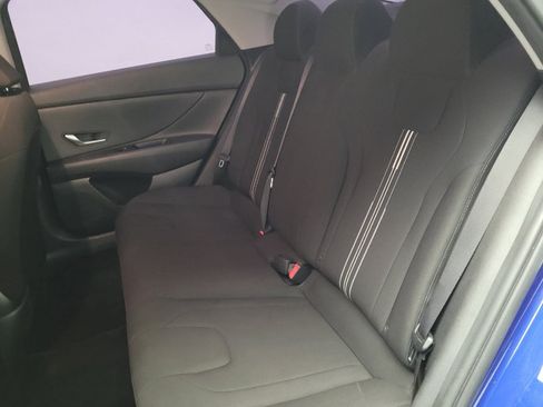 Used 2021 Hyundai Elantra SEL FWD image 18