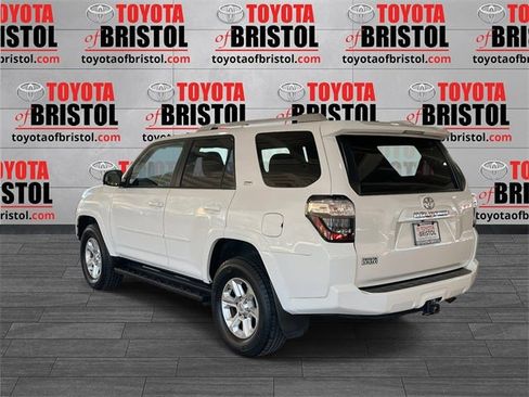 Used 2014 Toyota 4Runner SR5 image 6