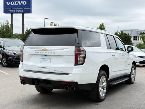Used 2023 Chevrolet Suburban Premier AWD/4WD image 9